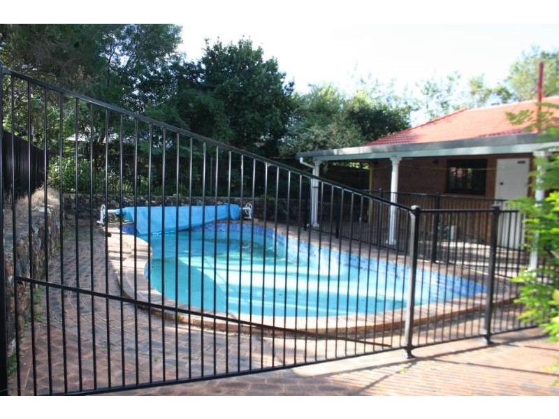 6 Burgh Street, Carindale QLD 4152