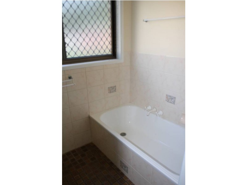 6 Burgh Street, Carindale QLD 4152