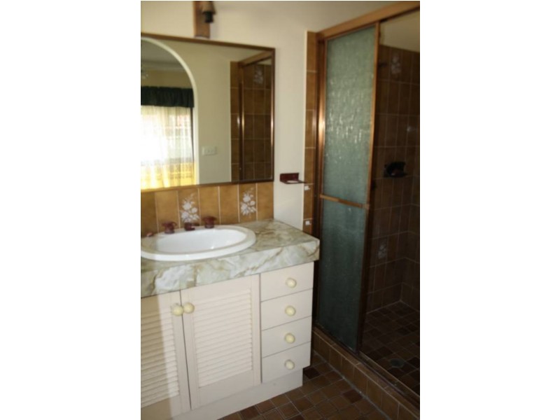 6 Burgh Street, Carindale QLD 4152