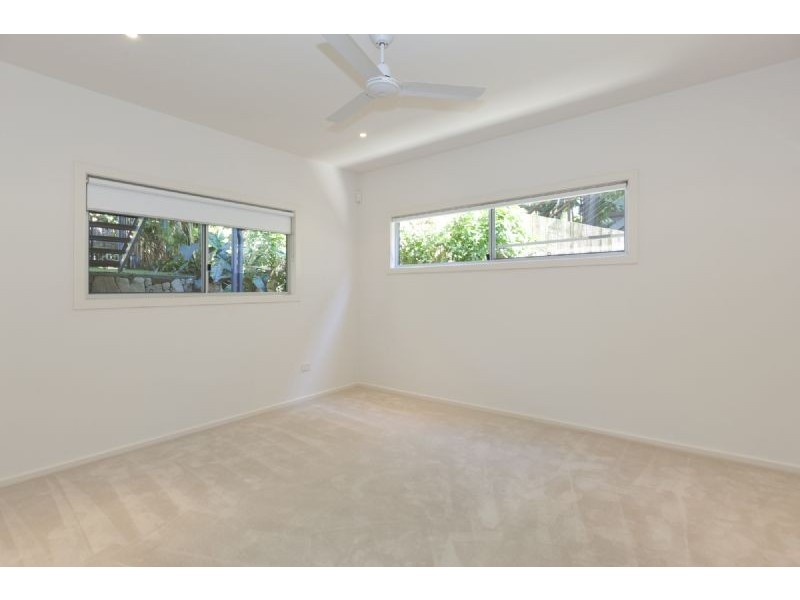 151 Macrossan Ave, Norman Park QLD 4170