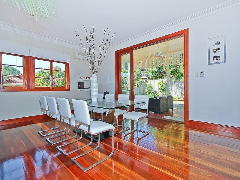 4 Baden Powell Place, Camp Hill QLD 4152