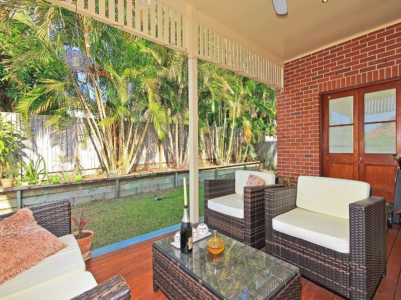 4 Baden Powell Place, Camp Hill QLD 4152