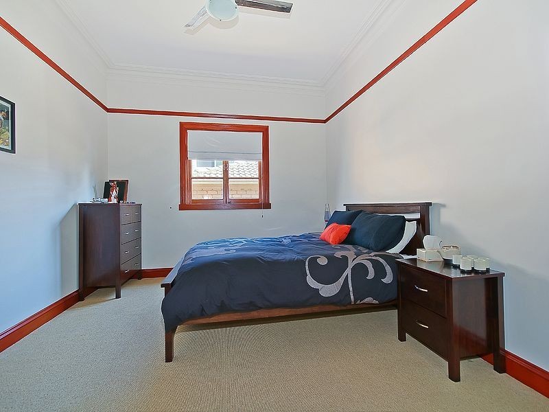 4 Baden Powell Place, Camp Hill QLD 4152