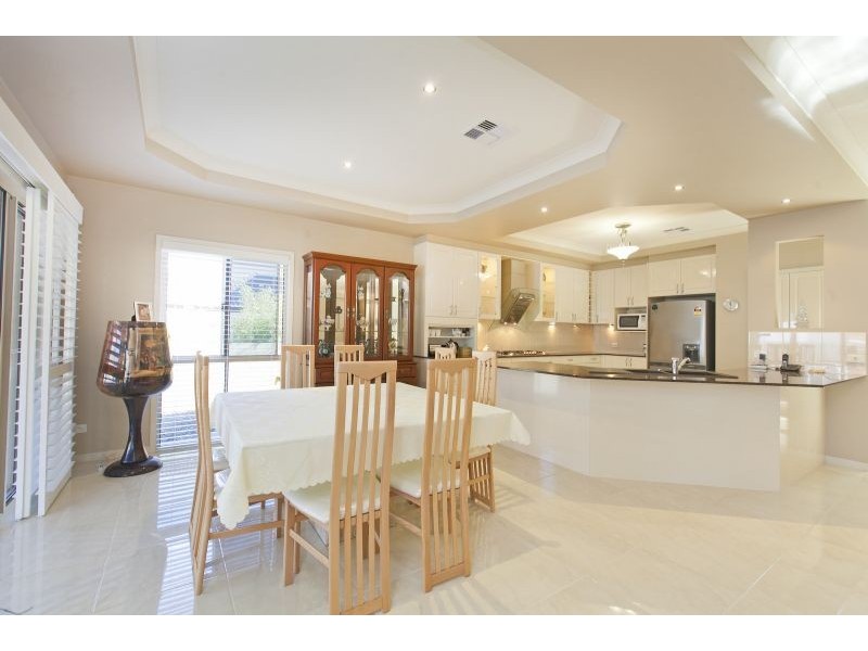 45 Ewer Street, Carindale QLD 4152