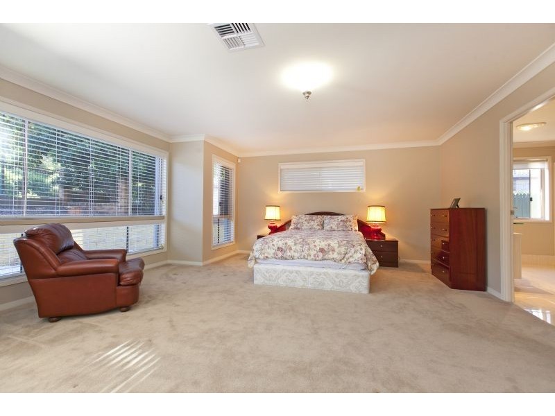 45 Ewer Street, Carindale QLD 4152