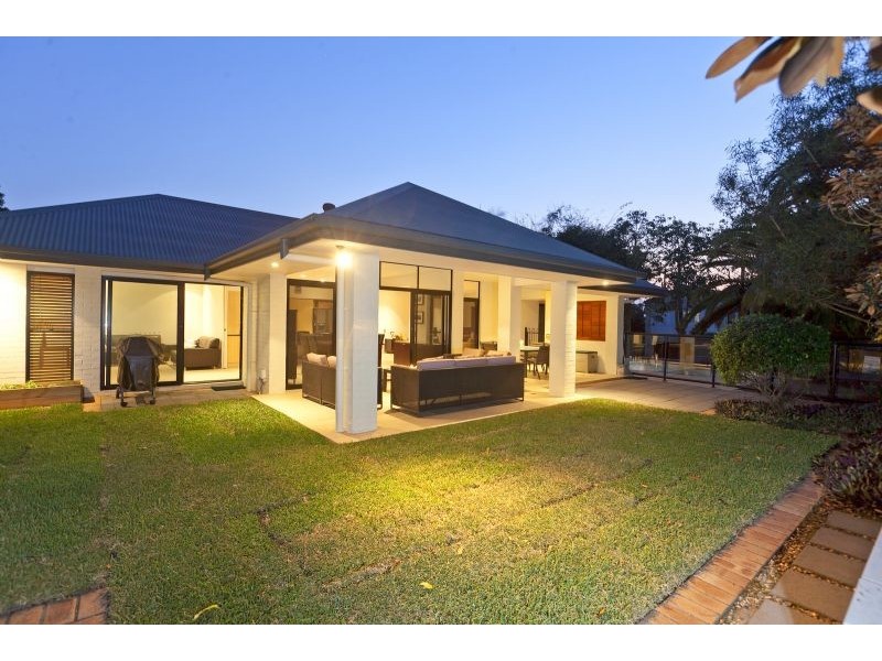 25 Ewer Street, Carindale QLD 4152