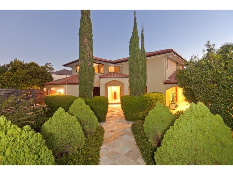 3 Kirra Place, Carindale QLD 4152