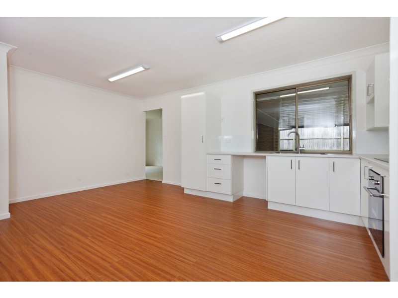 55 Meadowlands Road, Carindale QLD 4152