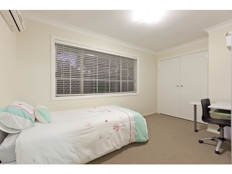 2 Gon Chee Court, Carindale QLD 4152