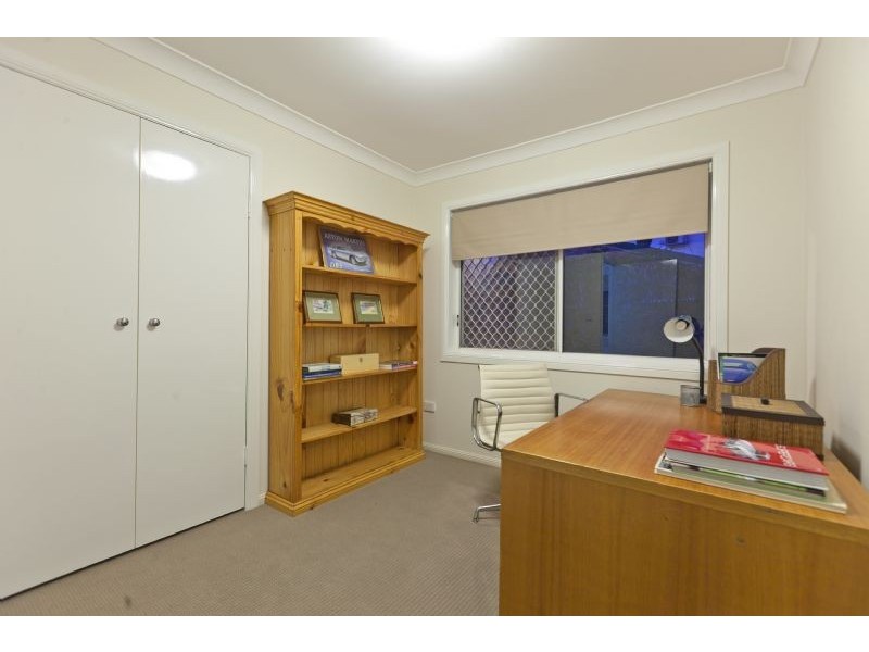 2 Gon Chee Court, Carindale QLD 4152