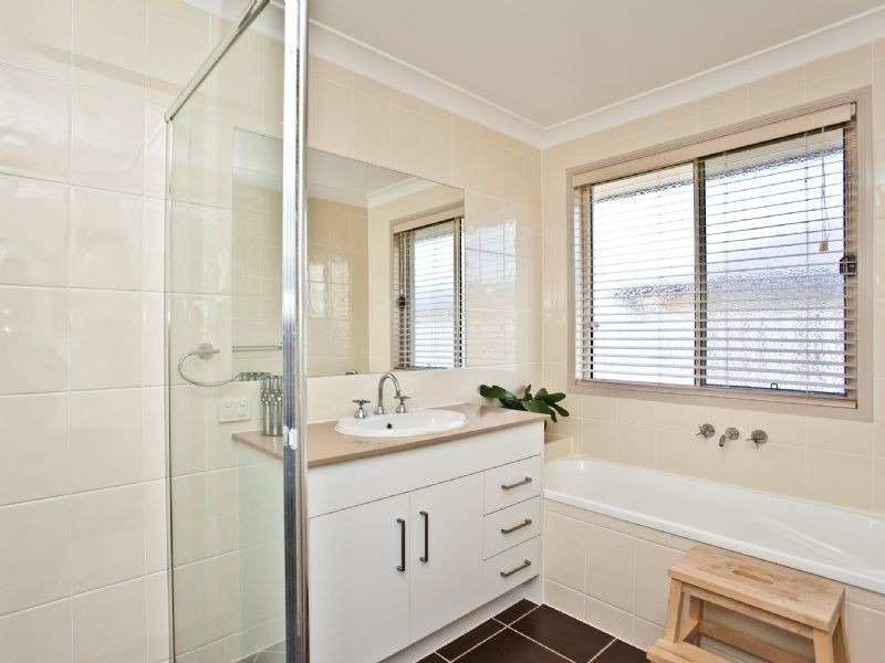 6-8 Moorhen Court, Narangba QLD 4504