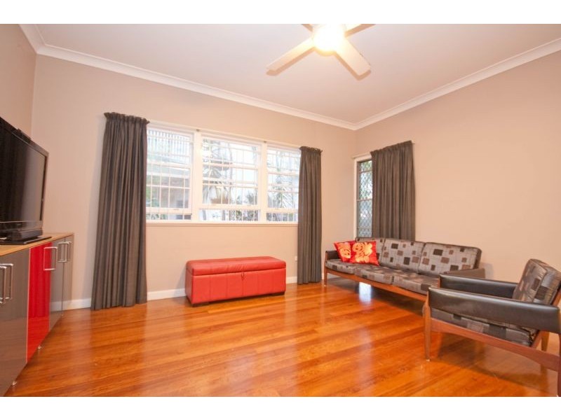 65 Salkeld Street, Tarragindi QLD 4121