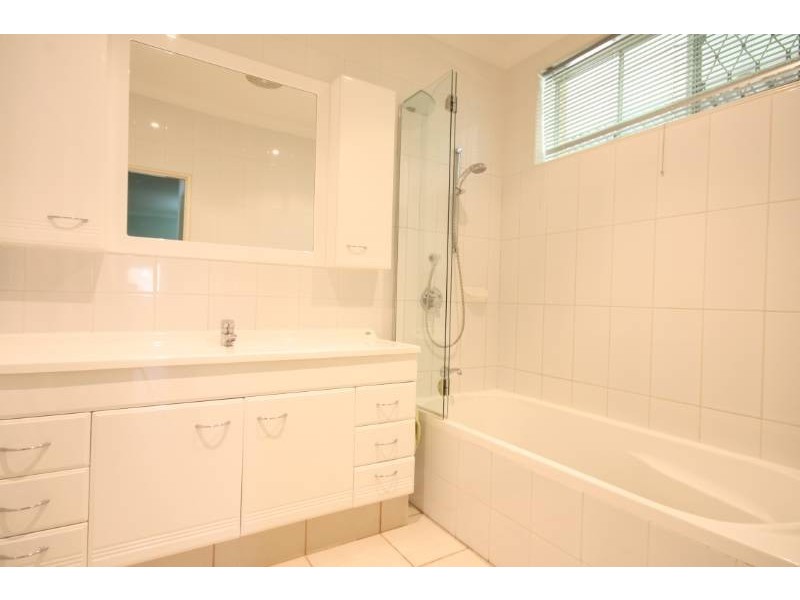 5/24 Weston Street, Coorparoo QLD 4151