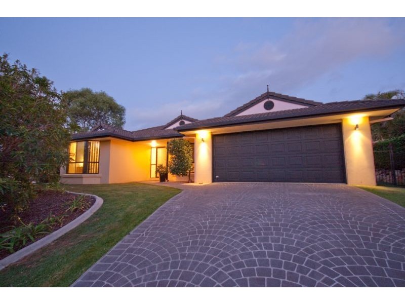 38 Aspen Street, Carindale QLD 4152