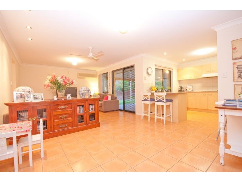 38 Aspen Street, Carindale QLD 4152