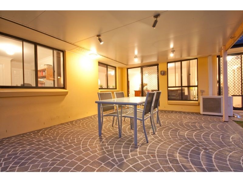 38 Aspen Street, Carindale QLD 4152