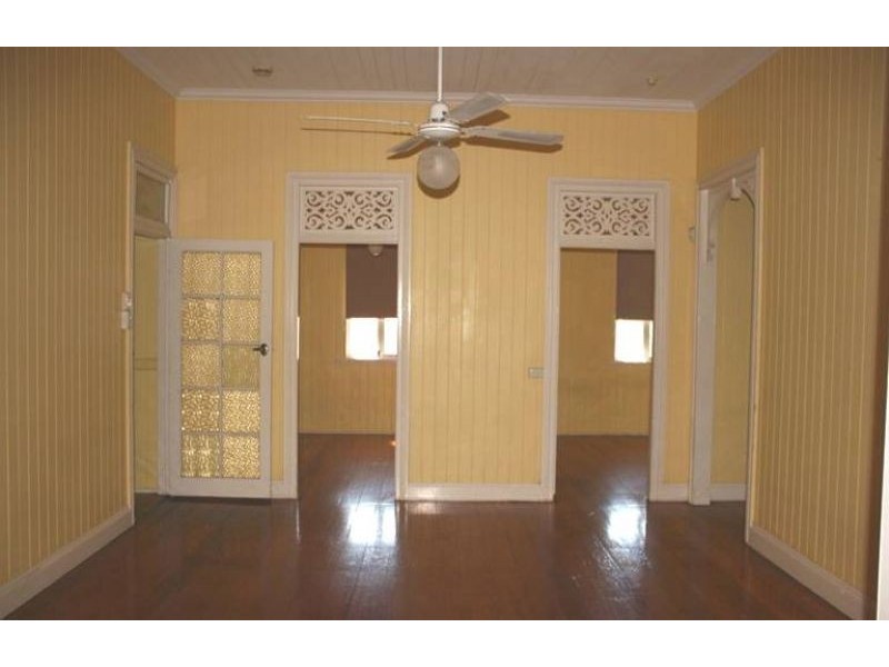 47 Wellington Street, Coorparoo QLD 4151