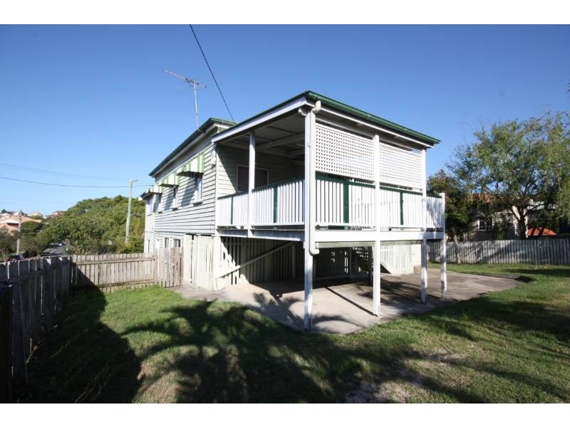 47 Wellington Street, Coorparoo QLD 4151