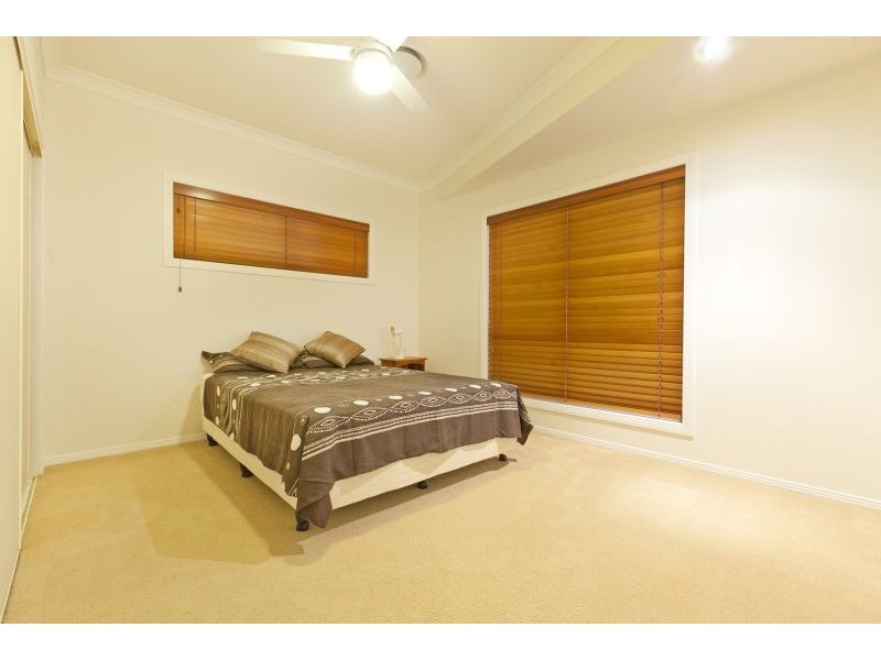 3 Bells Place, Carindale QLD 4152