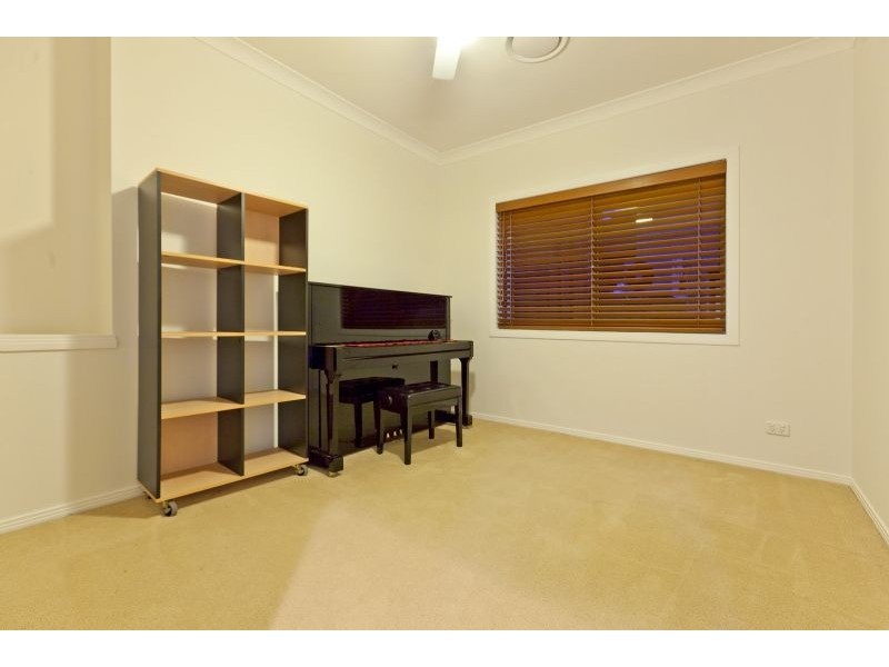 3 Bells Place, Carindale QLD 4152