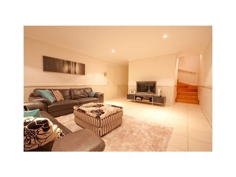 85 Temple St, Coorparoo QLD 4151