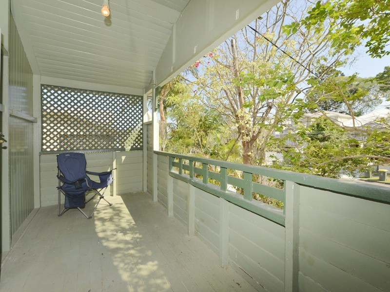 15 Macdonald Street, Norman Park QLD 4170