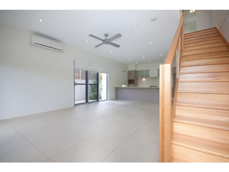 14 Stephens, Morningside QLD 4170