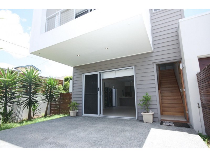 14 Stephens, Morningside QLD 4170