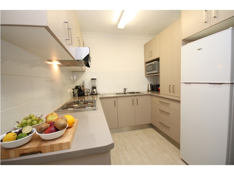 2/104 Henderson Street, Bulimba QLD 4171