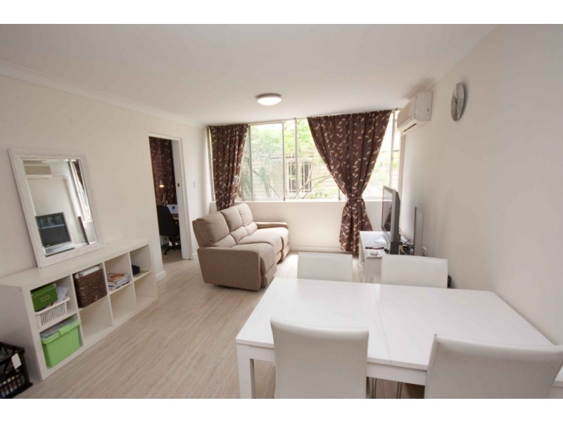 2/104 Henderson Street, Bulimba QLD 4171