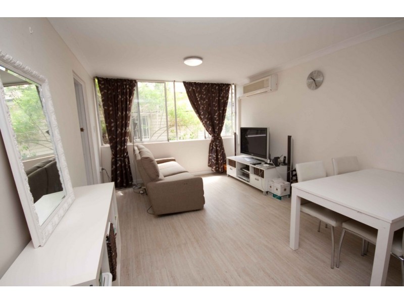 2/104 Henderson Street, Bulimba QLD 4171