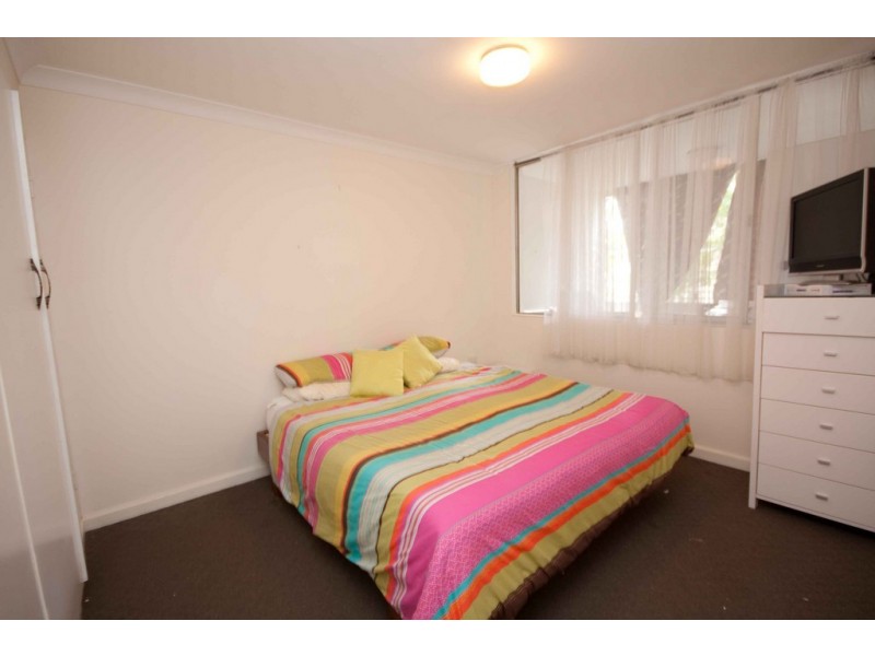 2/104 Henderson Street, Bulimba QLD 4171