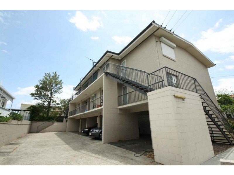 2/104 Henderson Street, Bulimba QLD 4171