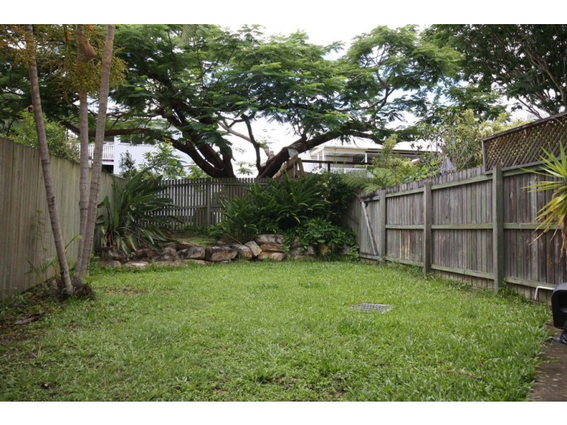 2/53 Brentnall Street, Norman Park QLD 4170