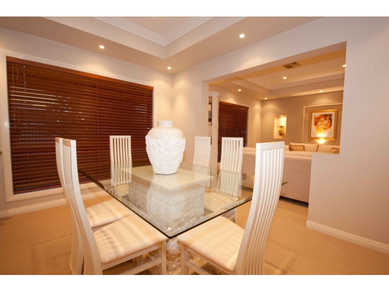 94 Behan Crescent, Wakerley QLD 4154