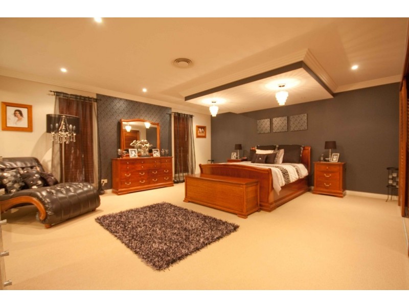 94 Behan Crescent, Wakerley QLD 4154