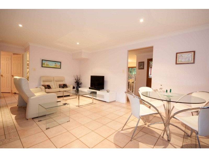 10 Ehlers Close, Carindale QLD 4152