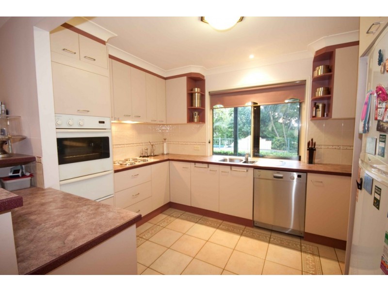 10 Ehlers Close, Carindale QLD 4152