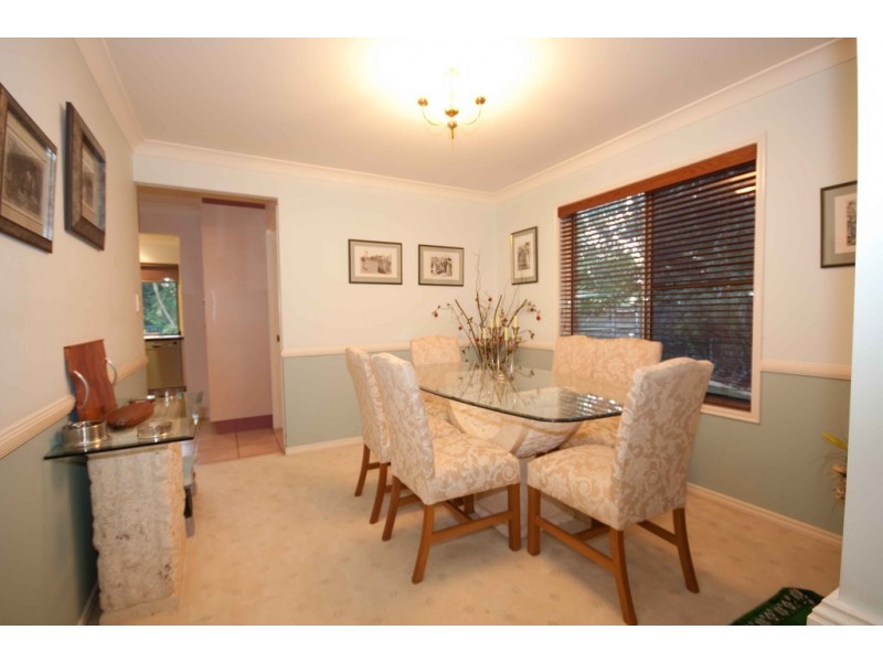 10 Ehlers Close, Carindale QLD 4152