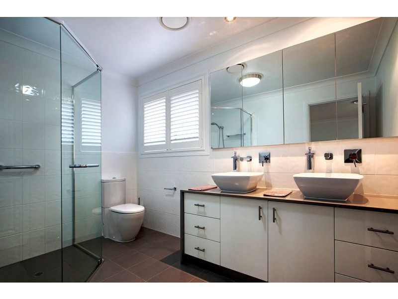 6 Lydstep Court, Carindale QLD 4152