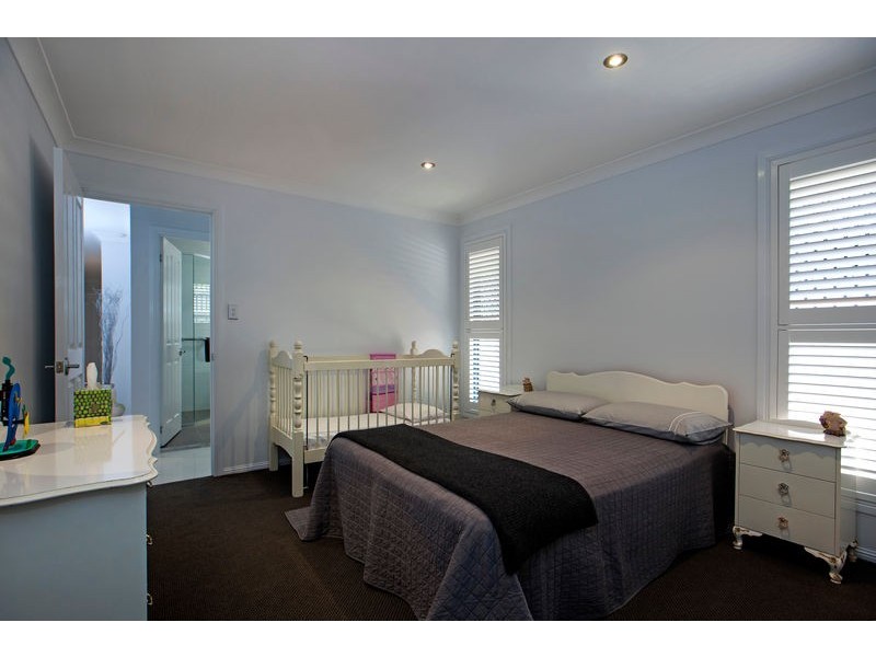 6 Lydstep Court, Carindale QLD 4152