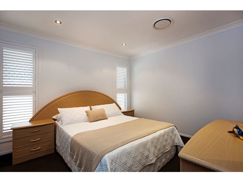 6 Lydstep Court, Carindale QLD 4152