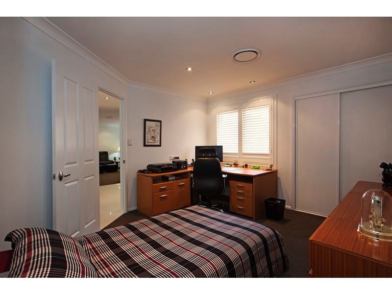 6 Lydstep Court, Carindale QLD 4152