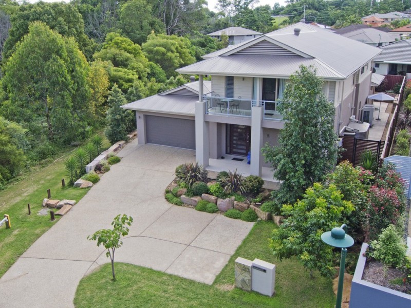 23 Portland Place, Carindale QLD 4152