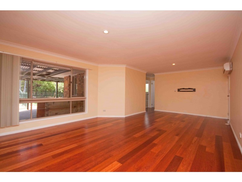 42 Scanlen Crescent, Wynnum West QLD 4178