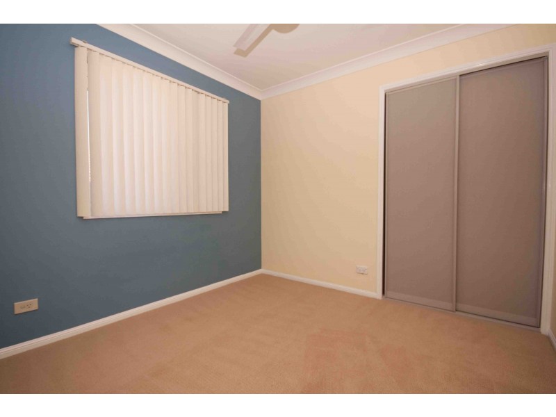 42 Scanlen Crescent, Wynnum West QLD 4178