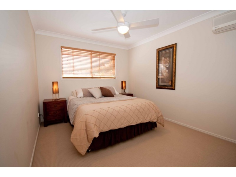 10 Empress Drive, Carindale QLD 4152