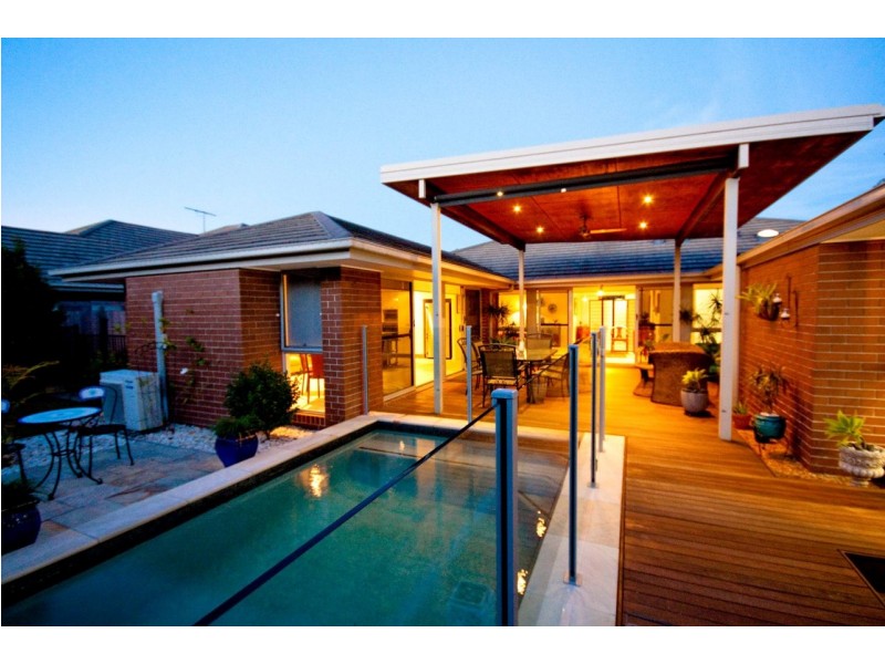 28 Torrens Crescent, Wakerley QLD 4154