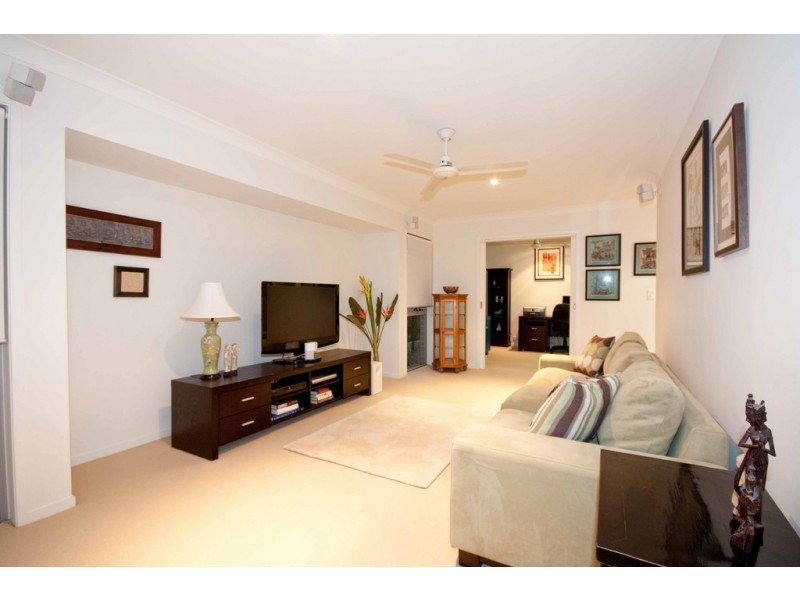 28 Torrens Crescent, Wakerley QLD 4154