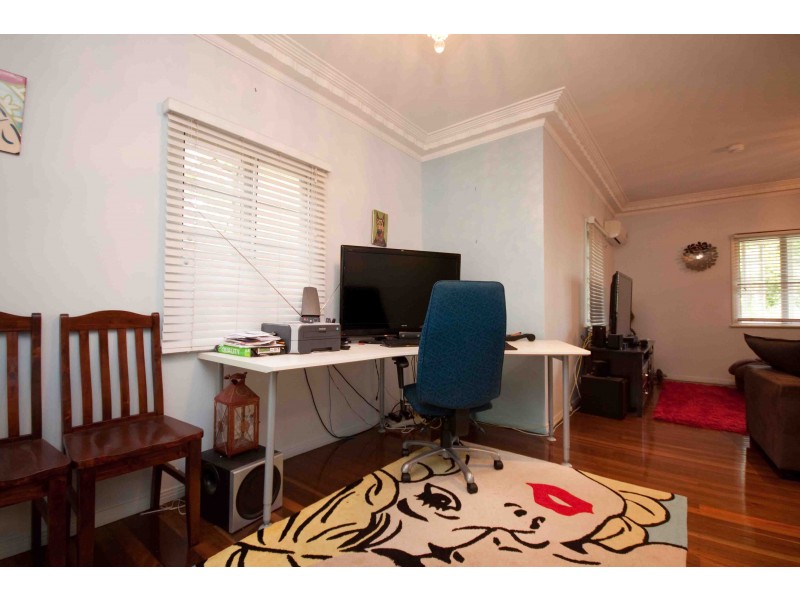 40 Mars Street, Coorparoo QLD 4151